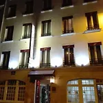 Otel Pax 18e Paris
