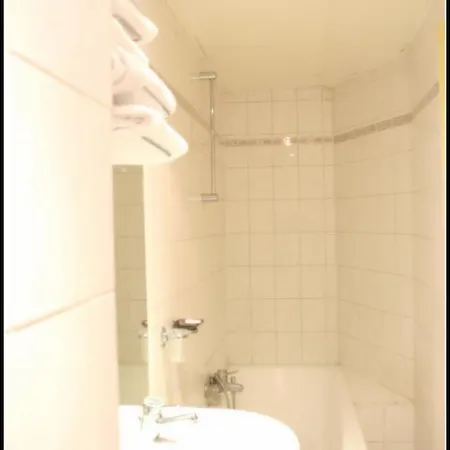Hotel Pax 18e
