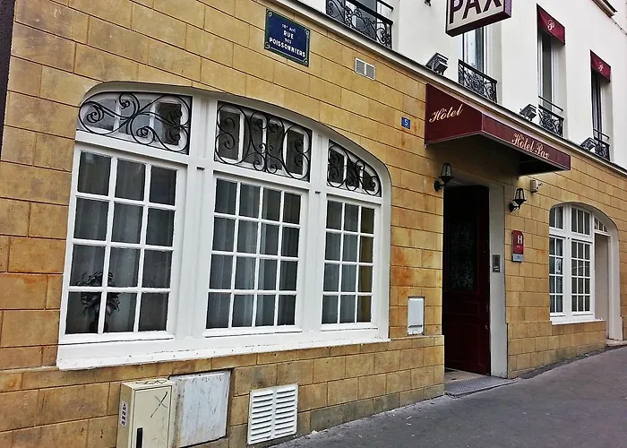 Hotel Pax 18e Paryż